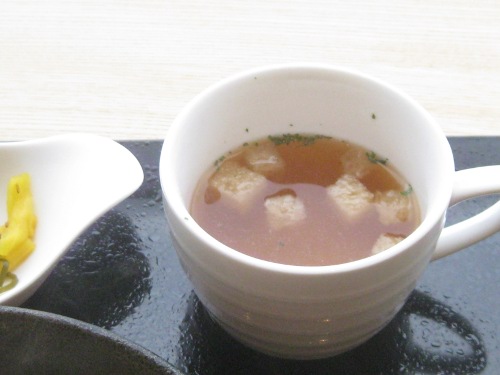 コンソメスープ、福岡空港yoshimi
